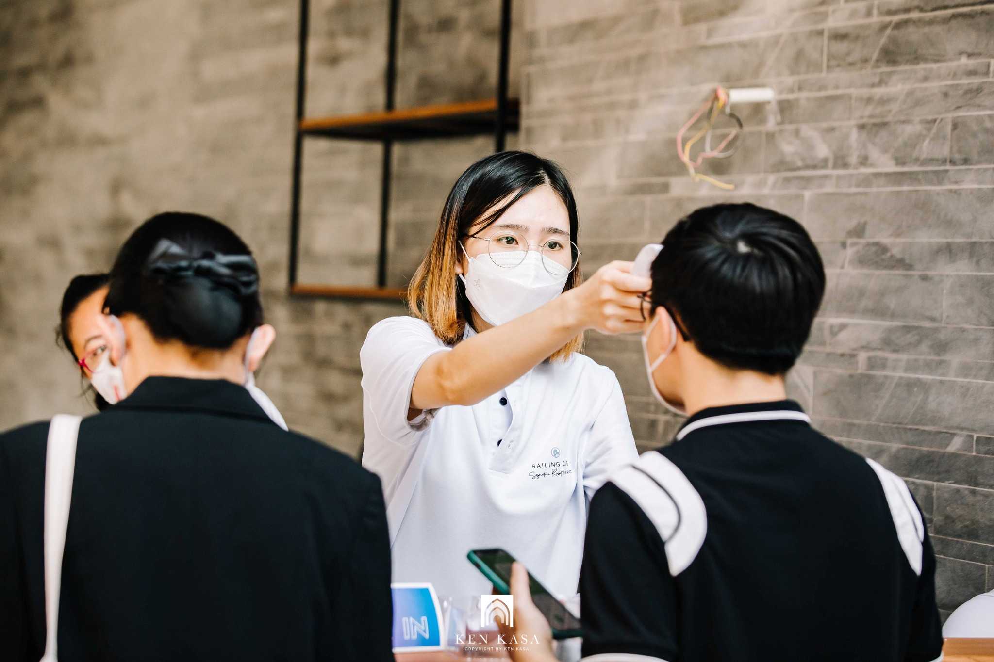 Nh&acirc;n vi&ecirc;n tại Sailing Club Signature Resort Phu Quoc